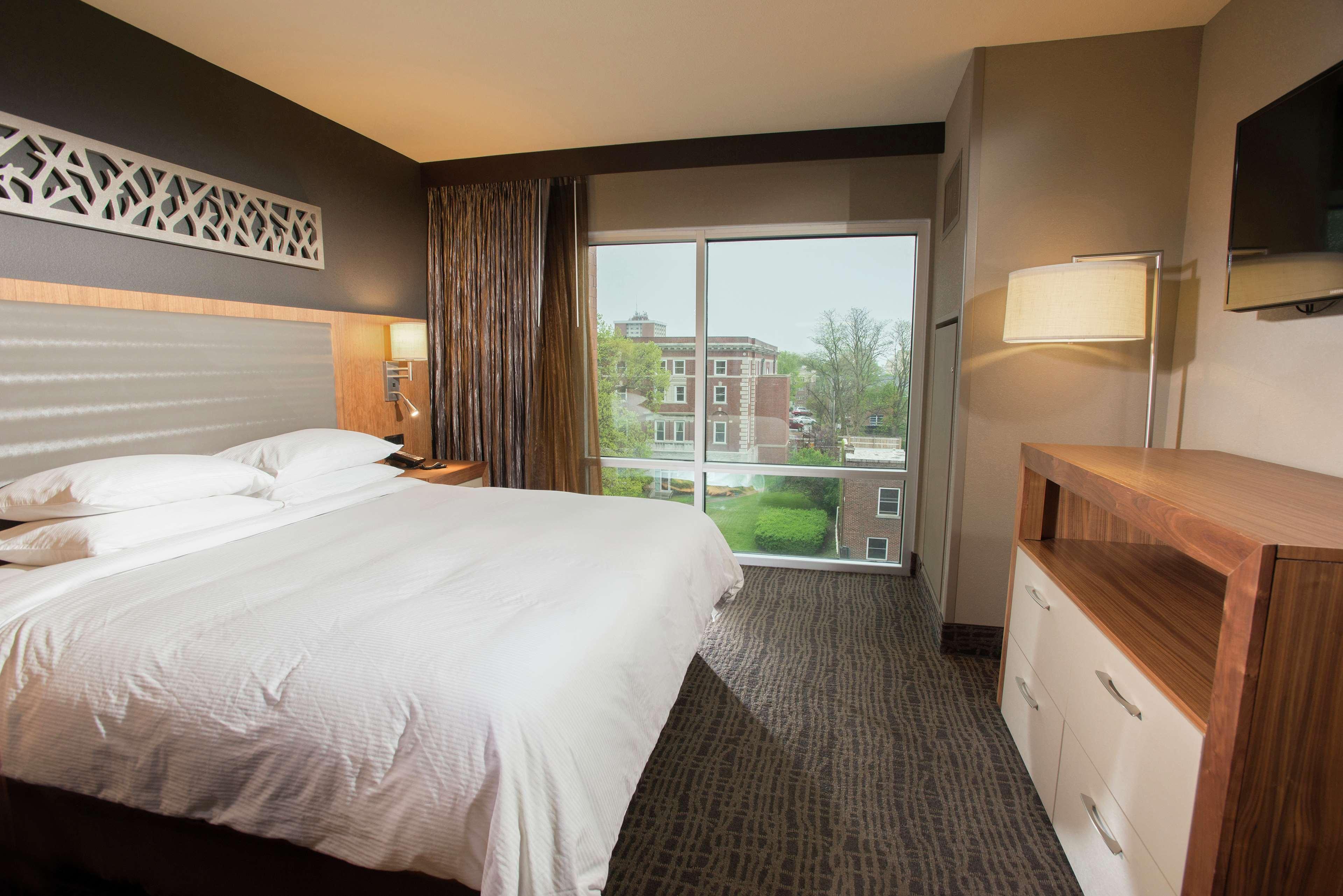The Broadway Columbia - A Doubletree By Hilton Hotel Bagian luar foto