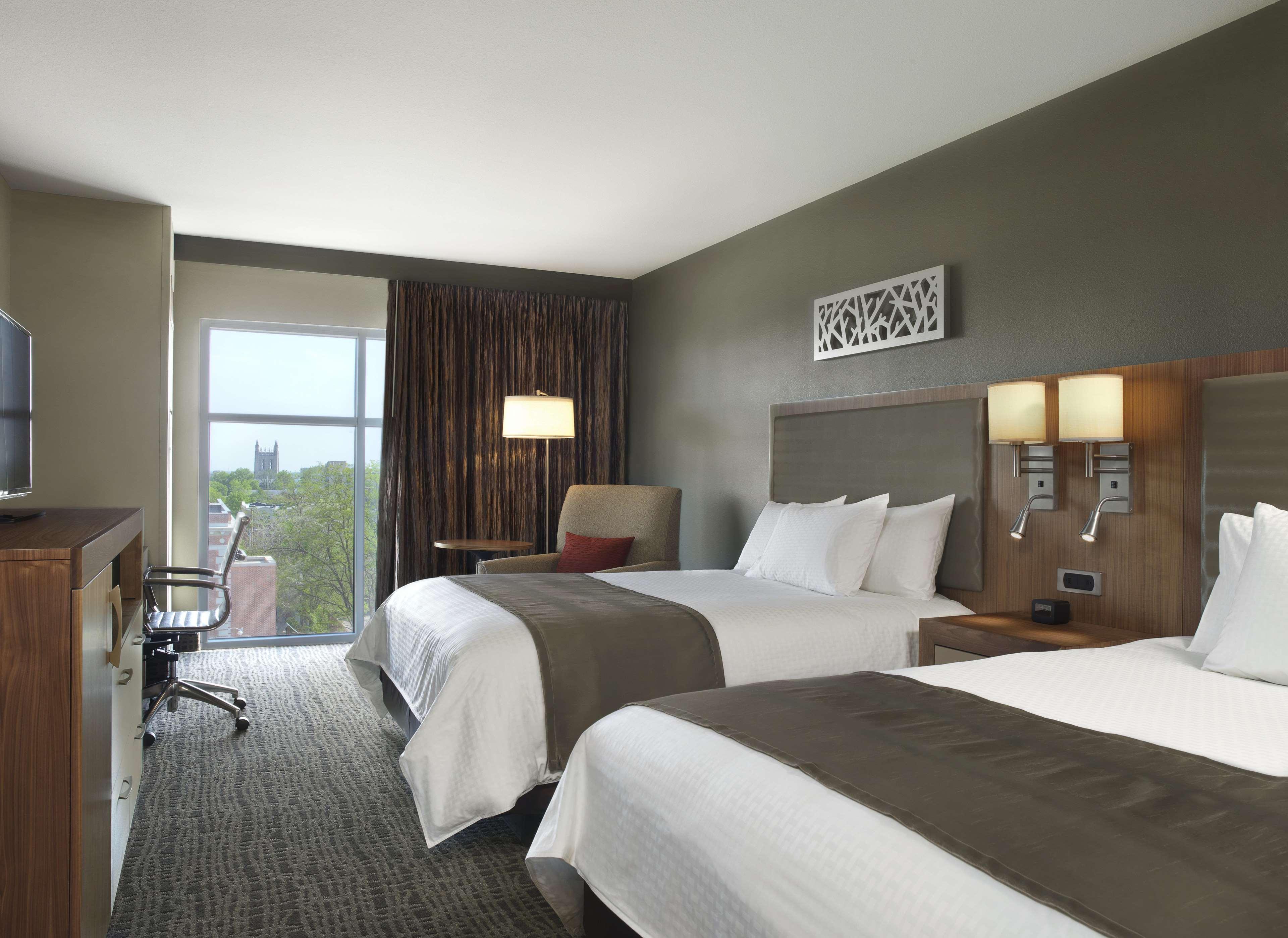 The Broadway Columbia - A Doubletree By Hilton Hotel Bagian luar foto