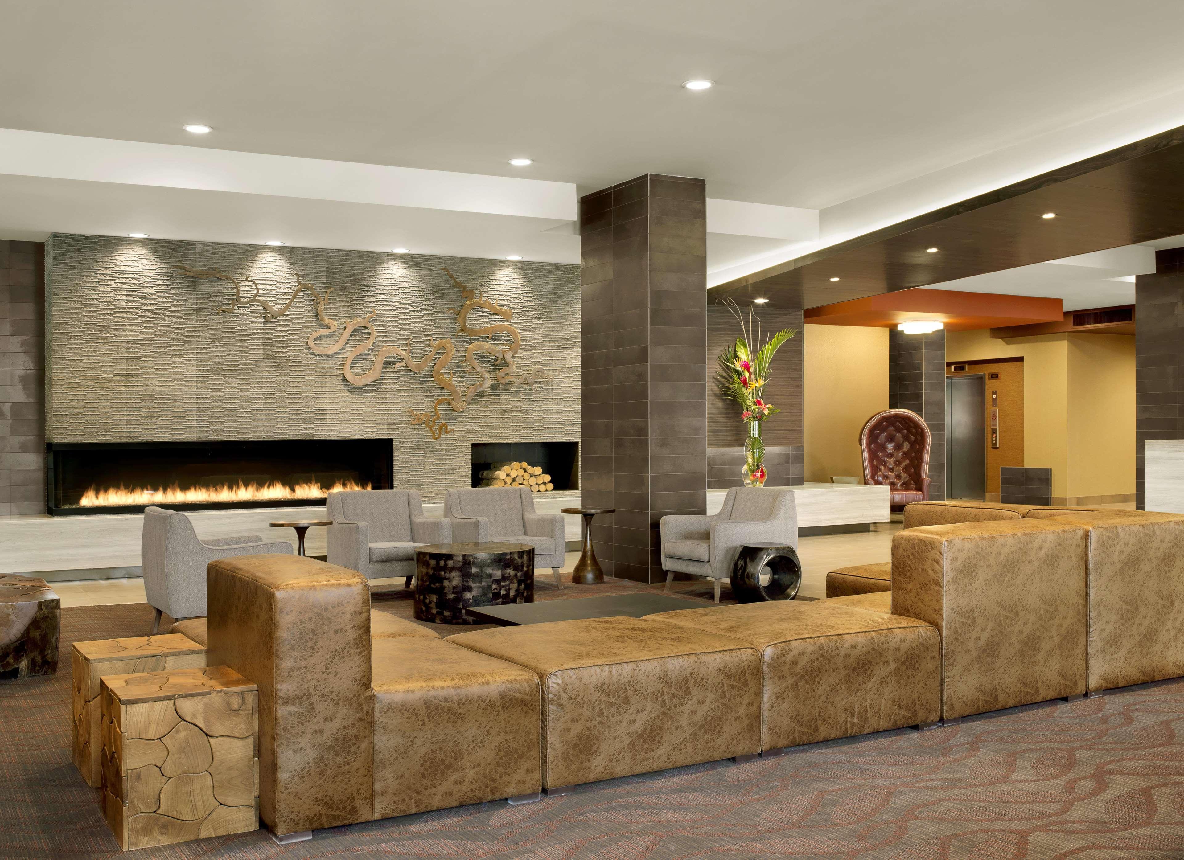 The Broadway Columbia - A Doubletree By Hilton Hotel Bagian luar foto
