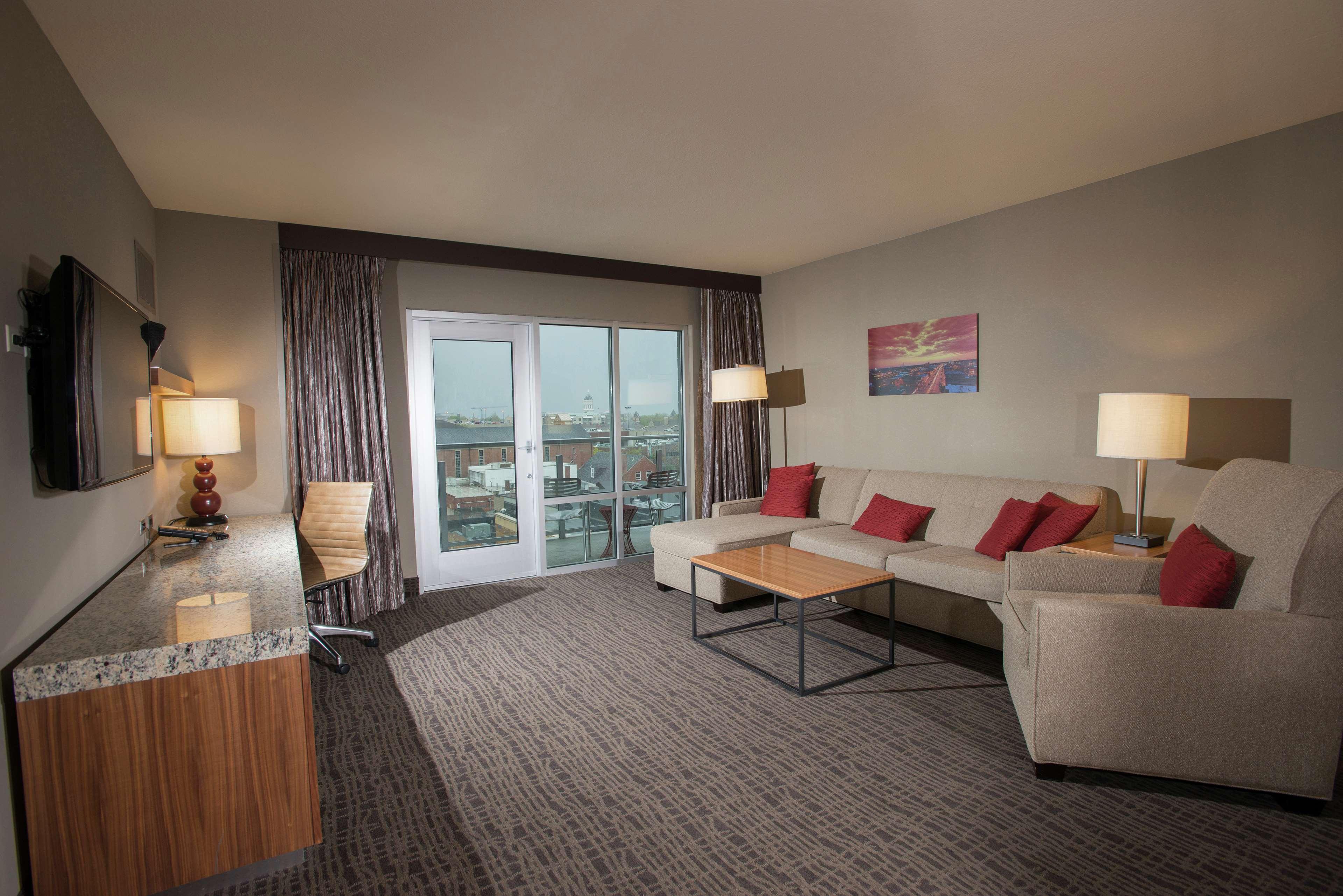The Broadway Columbia - A Doubletree By Hilton Hotel Bagian luar foto