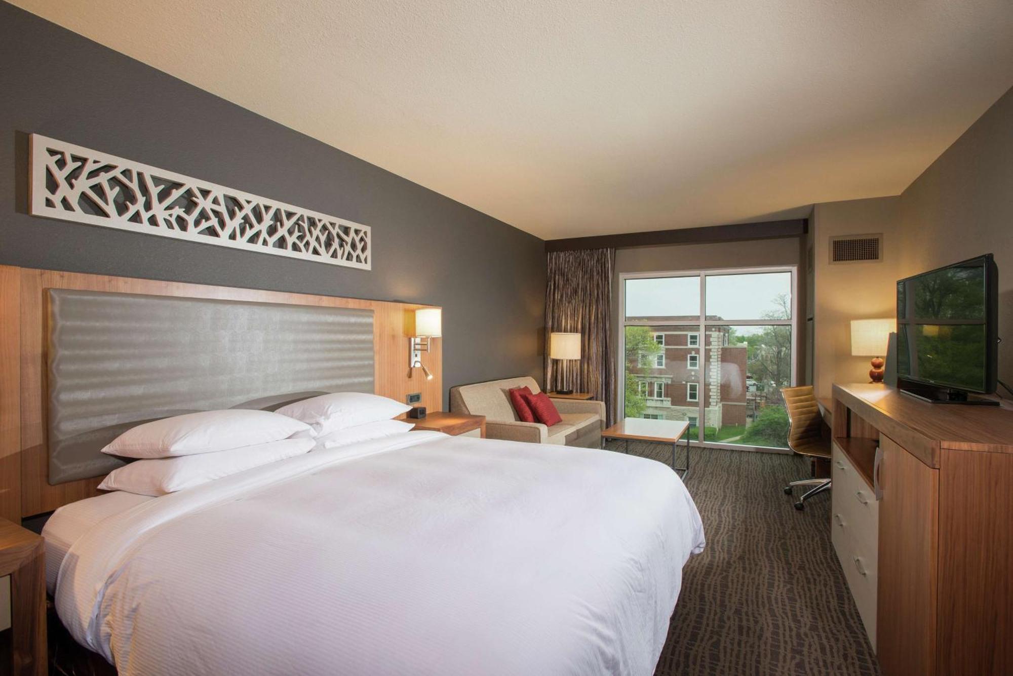 The Broadway Columbia - A Doubletree By Hilton Hotel Bagian luar foto