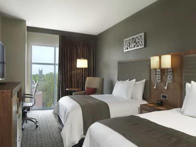 The Broadway Columbia - A Doubletree By Hilton Hotel Bagian luar foto
